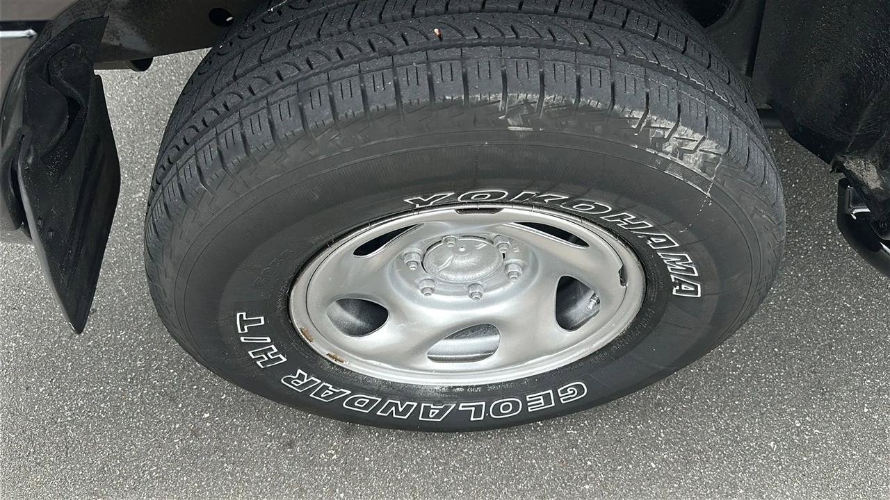 Used 2006 Toyota Sequoia SR5 AWD/4WD image 19