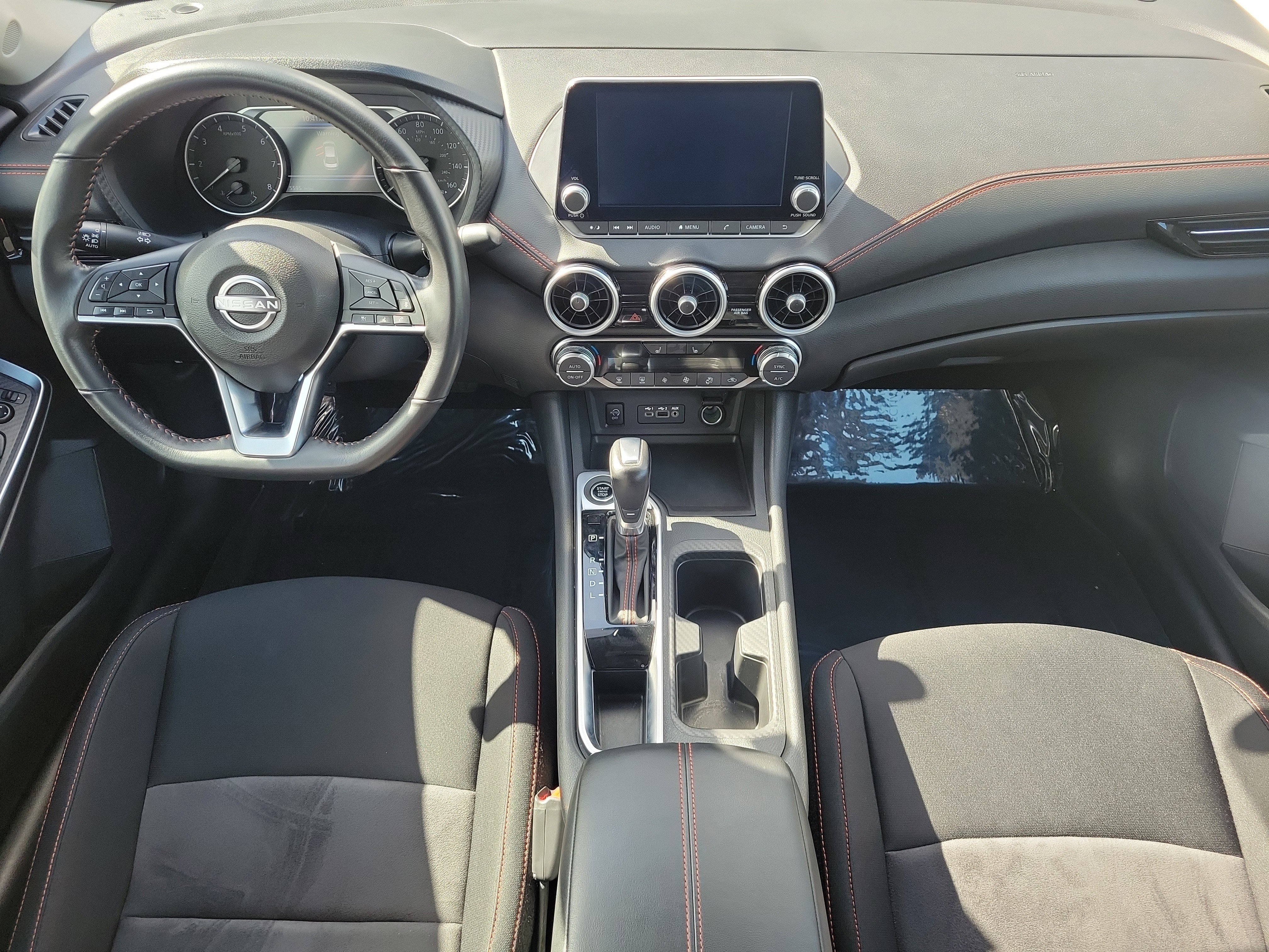 Certified 2024 Nissan Sentra SR FWD image 19