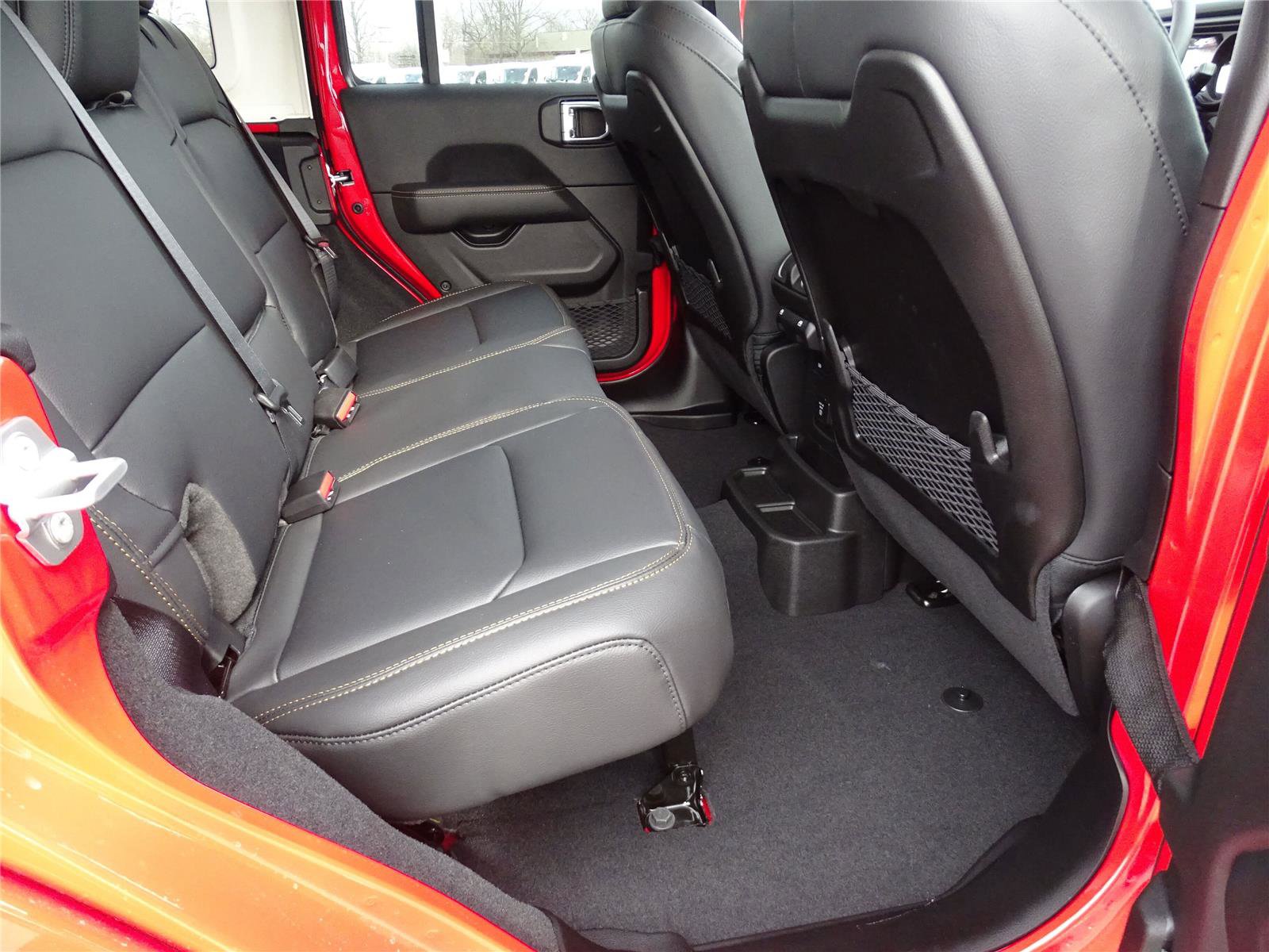 New 2025 Jeep Wrangler Sahara w/ Technology Group image 11