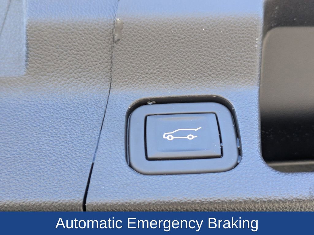 Used 2023 GMC Acadia SLT w/ Preferred Package image 14