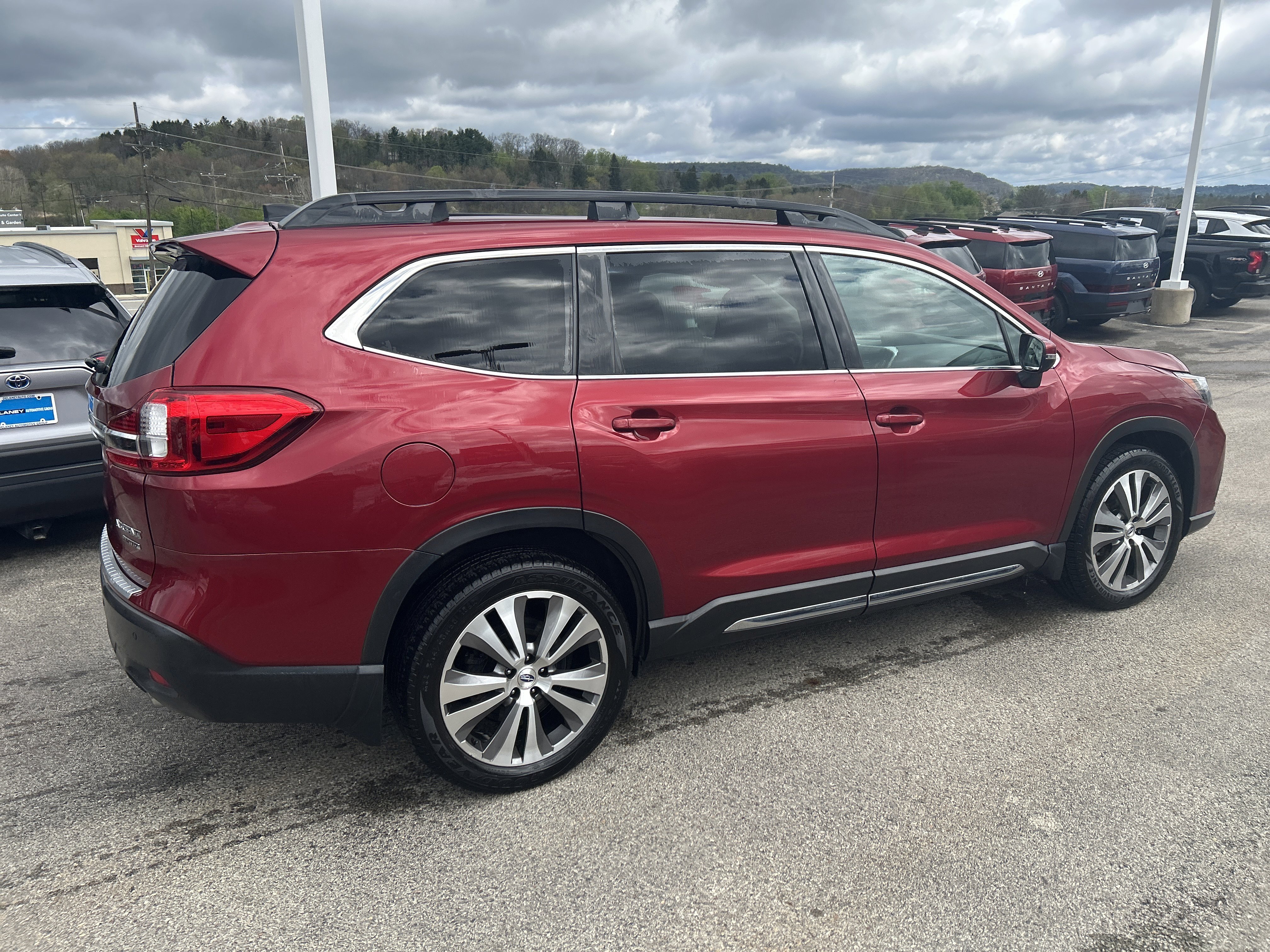 Used 2020 Subaru Ascent Limited w/ Popular Package #3 AWD/4WD image 8