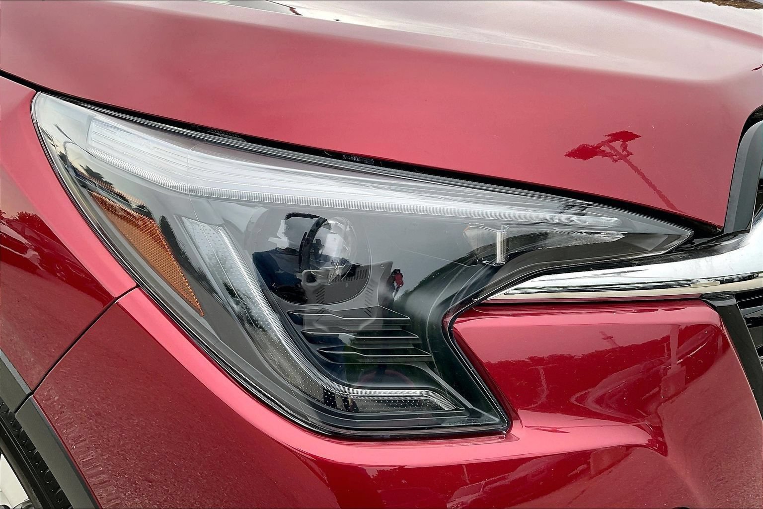 Certified 2025 Subaru Ascent Premium AWD/4WD image 30