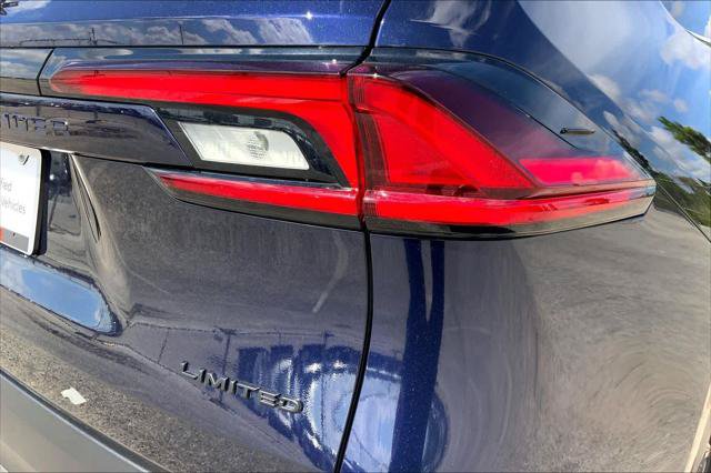 Certified 2026 Toyota Grand Highlander FWD image 30