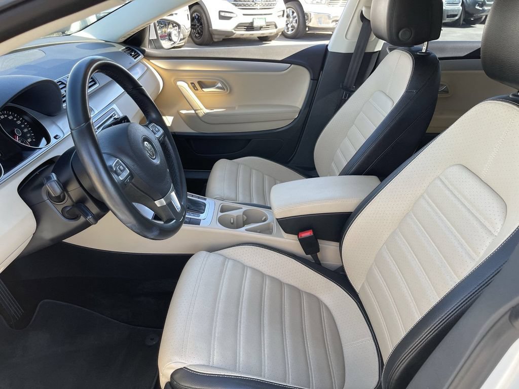 Used 2013 Volkswagen CC Sport FWD image 18