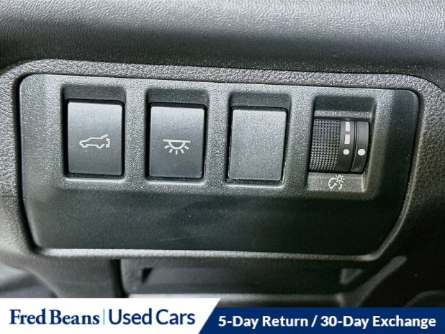 Used 2023 Subaru Ascent Limited w/ Technology Package AWD/4WD image 15