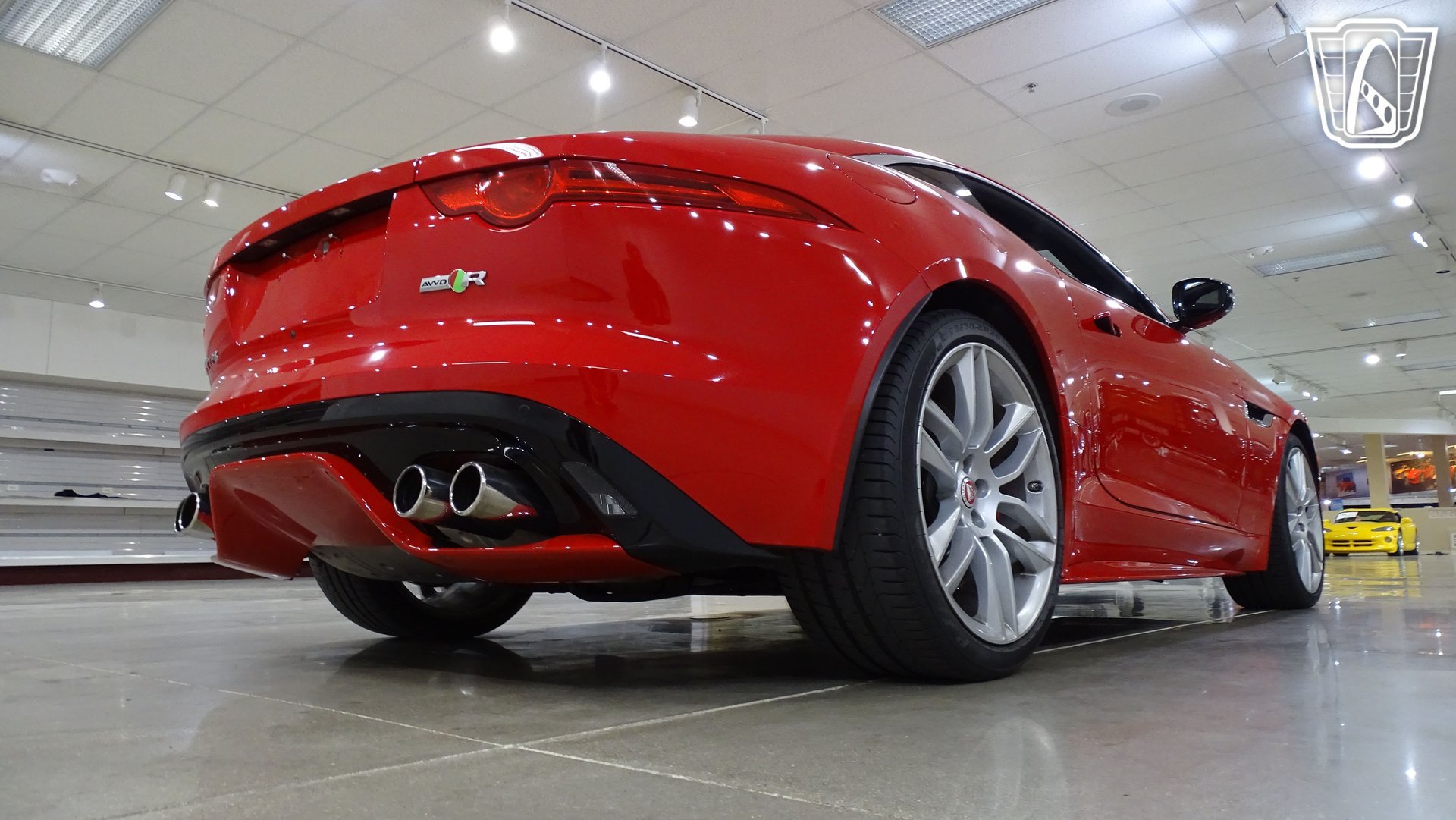 Used 2016 Jaguar F-TYPE R AWD/4WD image 16