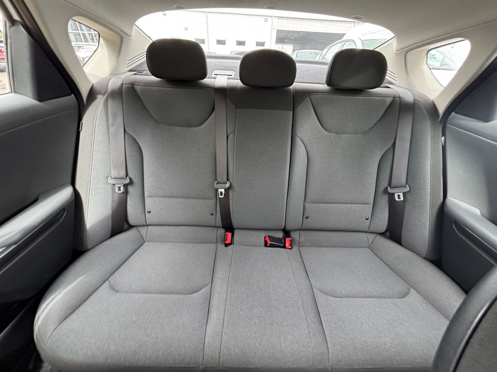 Used 2025 Kia K4 FWD image 37