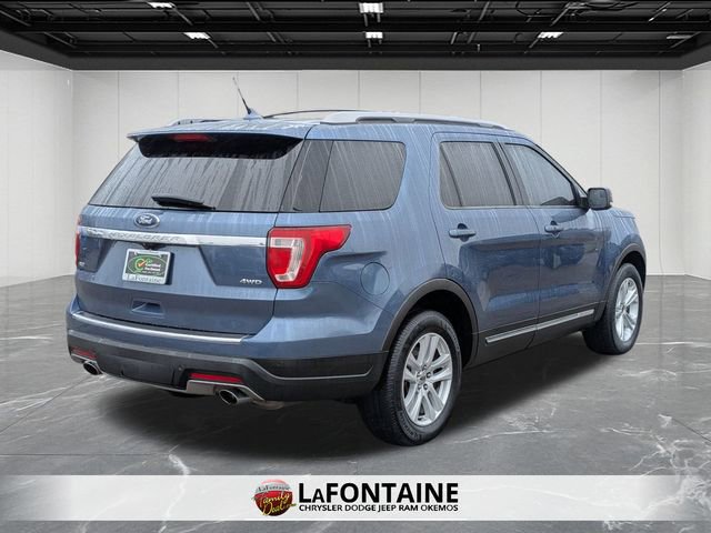 Used 2018 Ford Explorer XLT w/ Equipment Group 202A image 5
