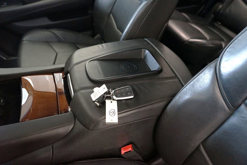 Used 2015 Cadillac Escalade Premium AWD/4WD image 33