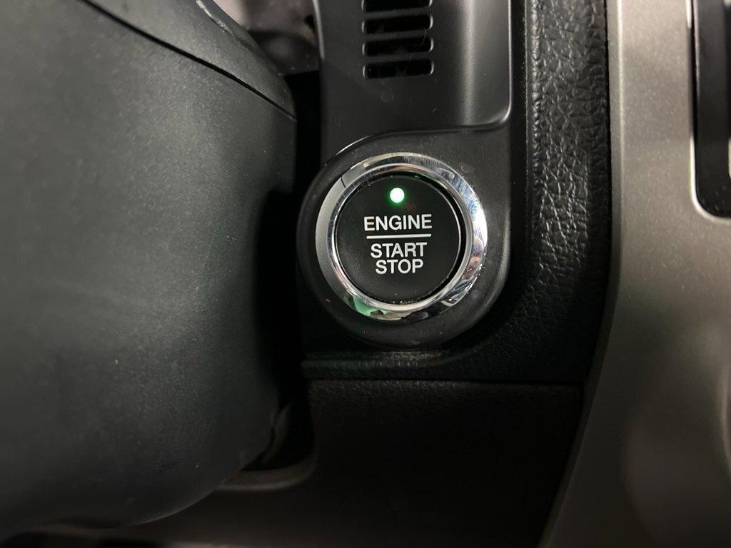 Used 2015 Ford Expedition Limited image 17