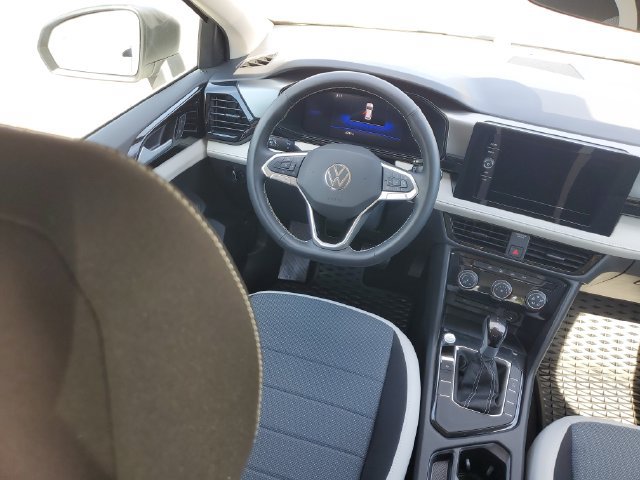 Certified 2025 Volkswagen Taos S FWD image 7