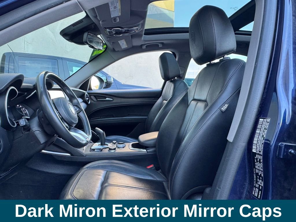 Used 2021 Alfa Romeo Stelvio Ti w/ Nero Edizione image 17