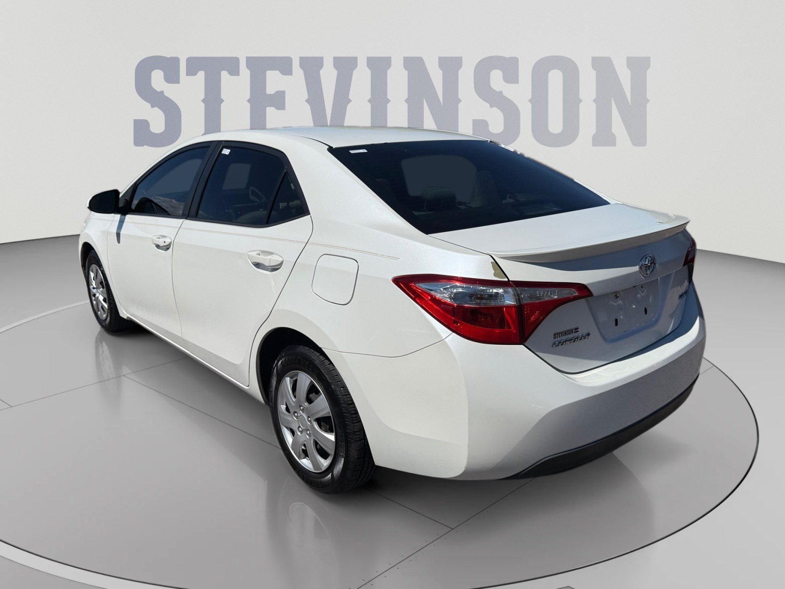 Used 2014 Toyota Corolla LE FWD image 3