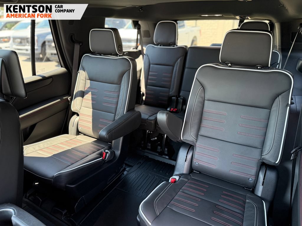 Used 2025 GMC Yukon AT4 Ultimate w/ LPO, Floor Liner Package AWD/4WD image 32