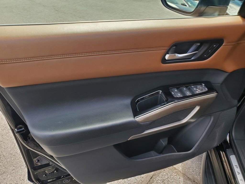 Certified 2024 Nissan Pathfinder Platinum w/ Cargo Package image 18