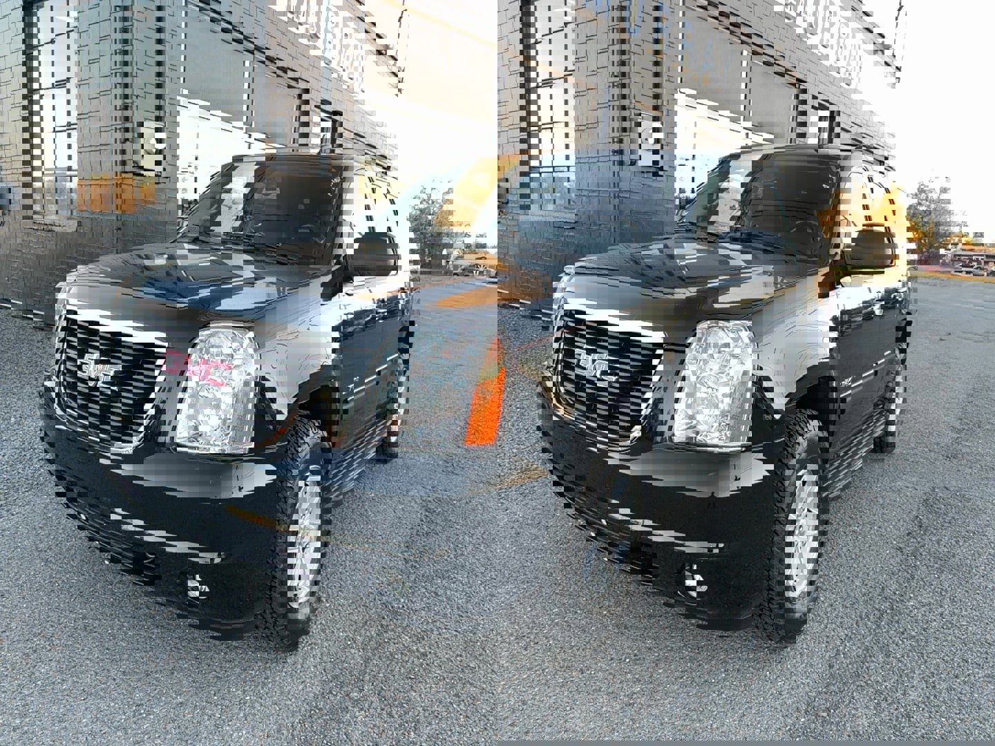 Used 2014 GMC Yukon SLT w/ SLT-2 Equipment Package