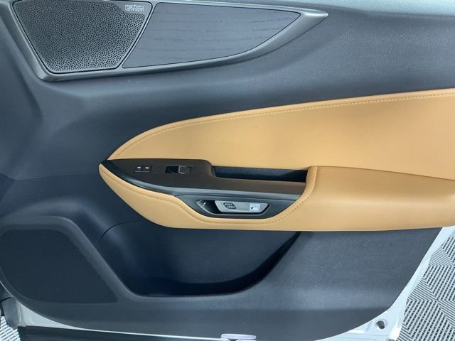 Used 2024 Lexus NX 350h AWD w/ Luxury Package image 13