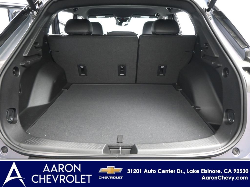 New 2025 Chevrolet Equinox EV LT w/ Convenience Package II image 26