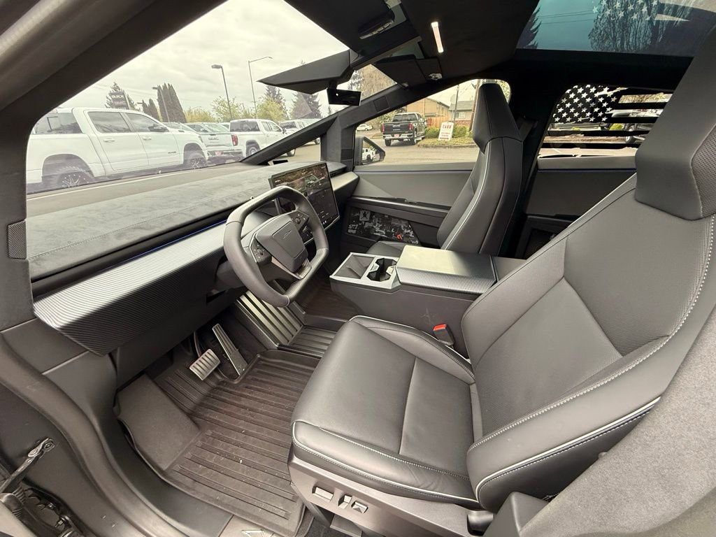 Used 2024 Tesla Cybertruck Cyberbeast AWD/4WD image 19