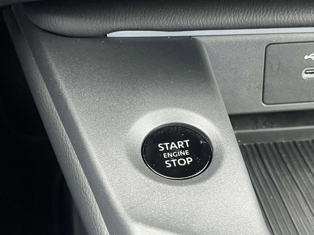 Used 2026 Nissan Sentra SR w/ Floor Mat Package FWD image 32