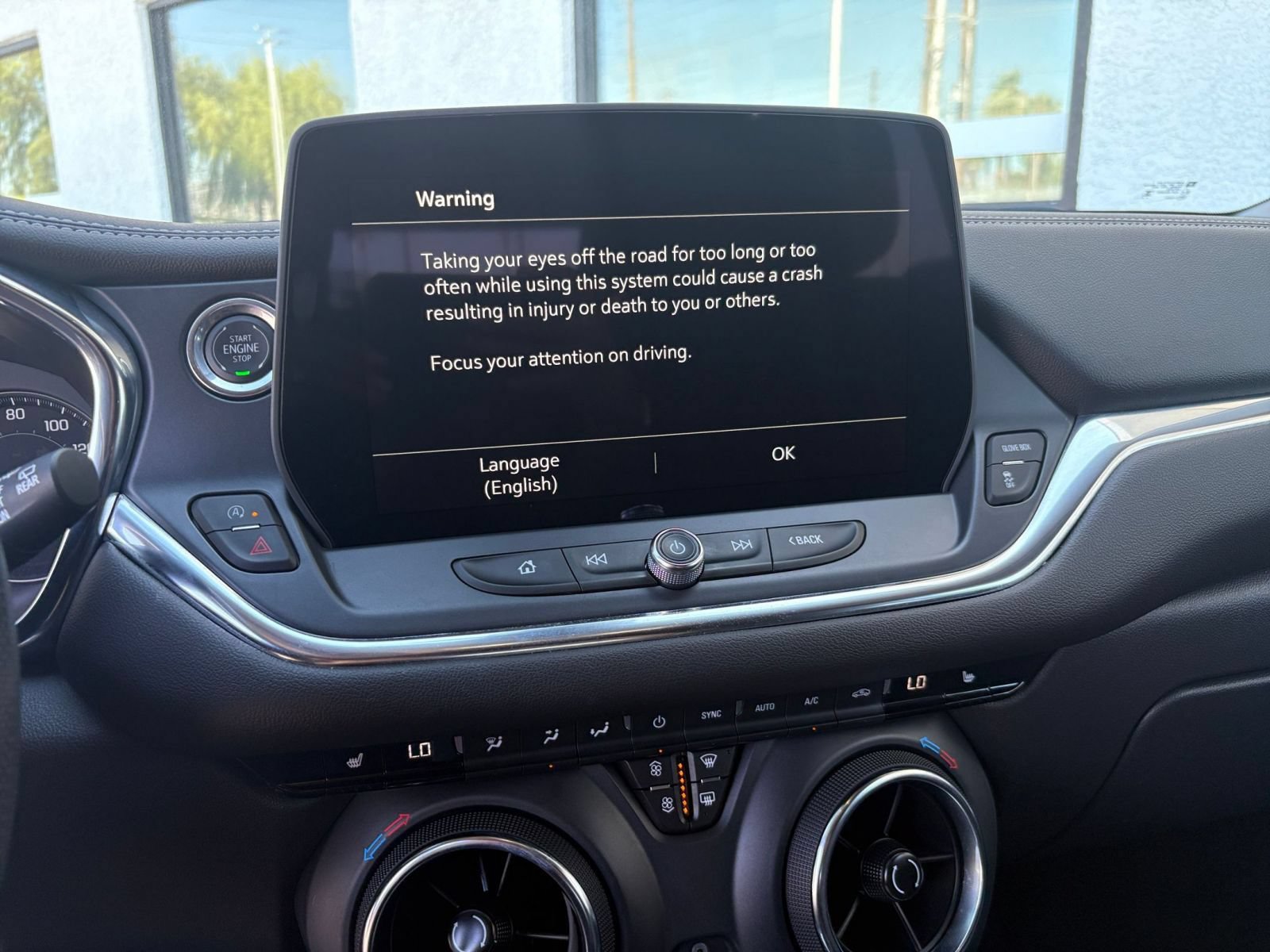 Used 2025 Chevrolet Blazer LT FWD image 21