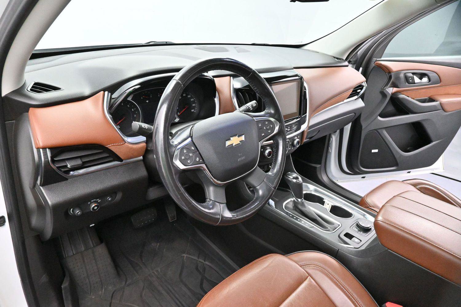 Used 2019 Chevrolet Traverse High Country w/ LPO, Floor Liner Package AWD/4WD image 19