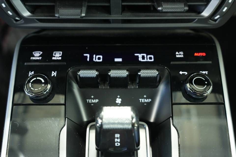 Certified 2021 Porsche 911 Turbo S image 22