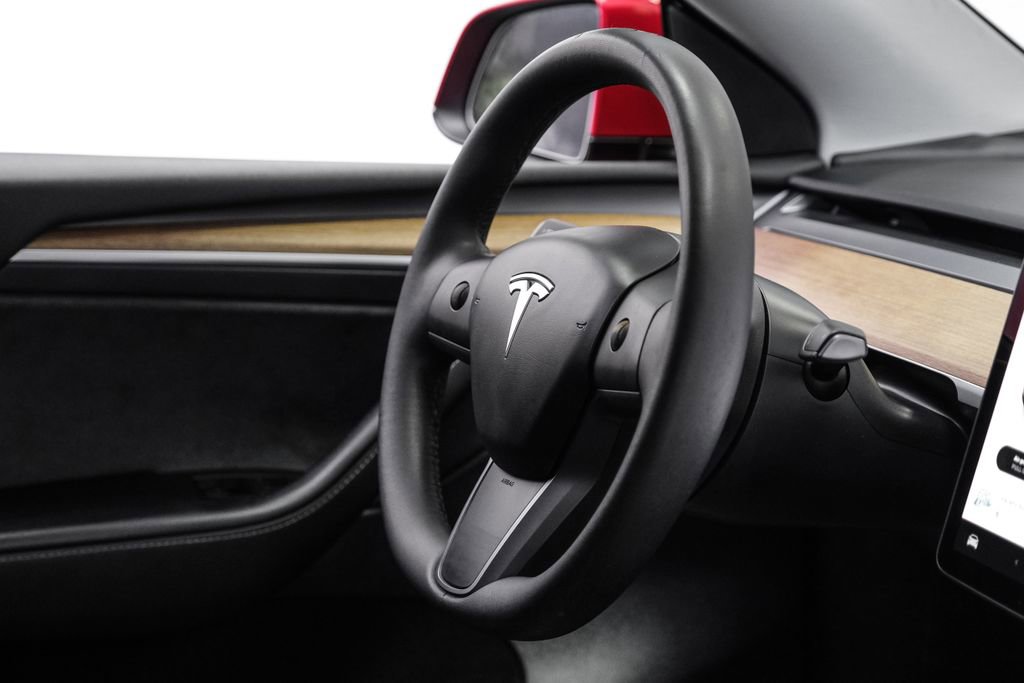 Used 2023 Tesla Model Y Long Range AWD/4WD image 17