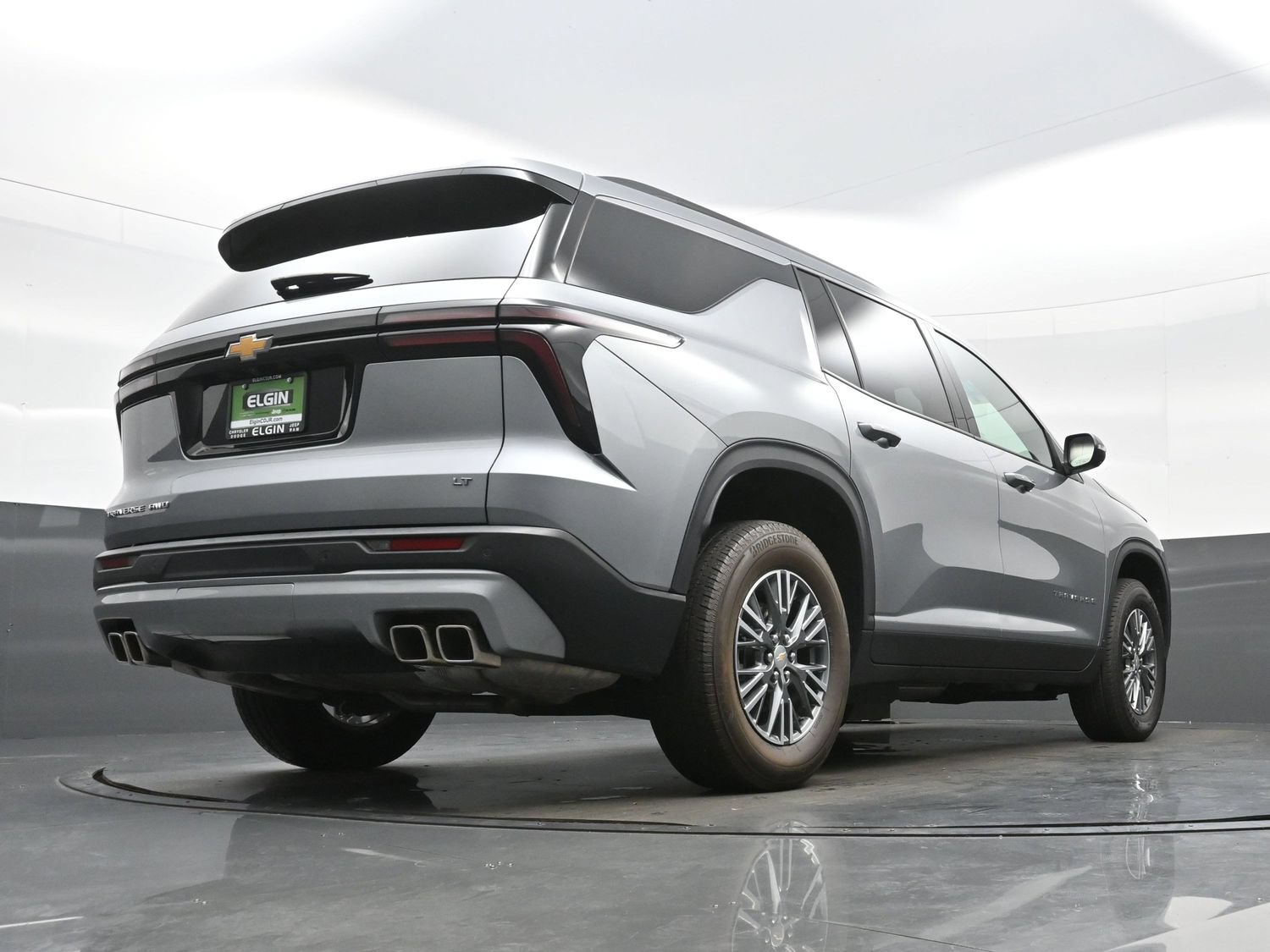 Used 2024 Chevrolet Traverse LT AWD/4WD image 33