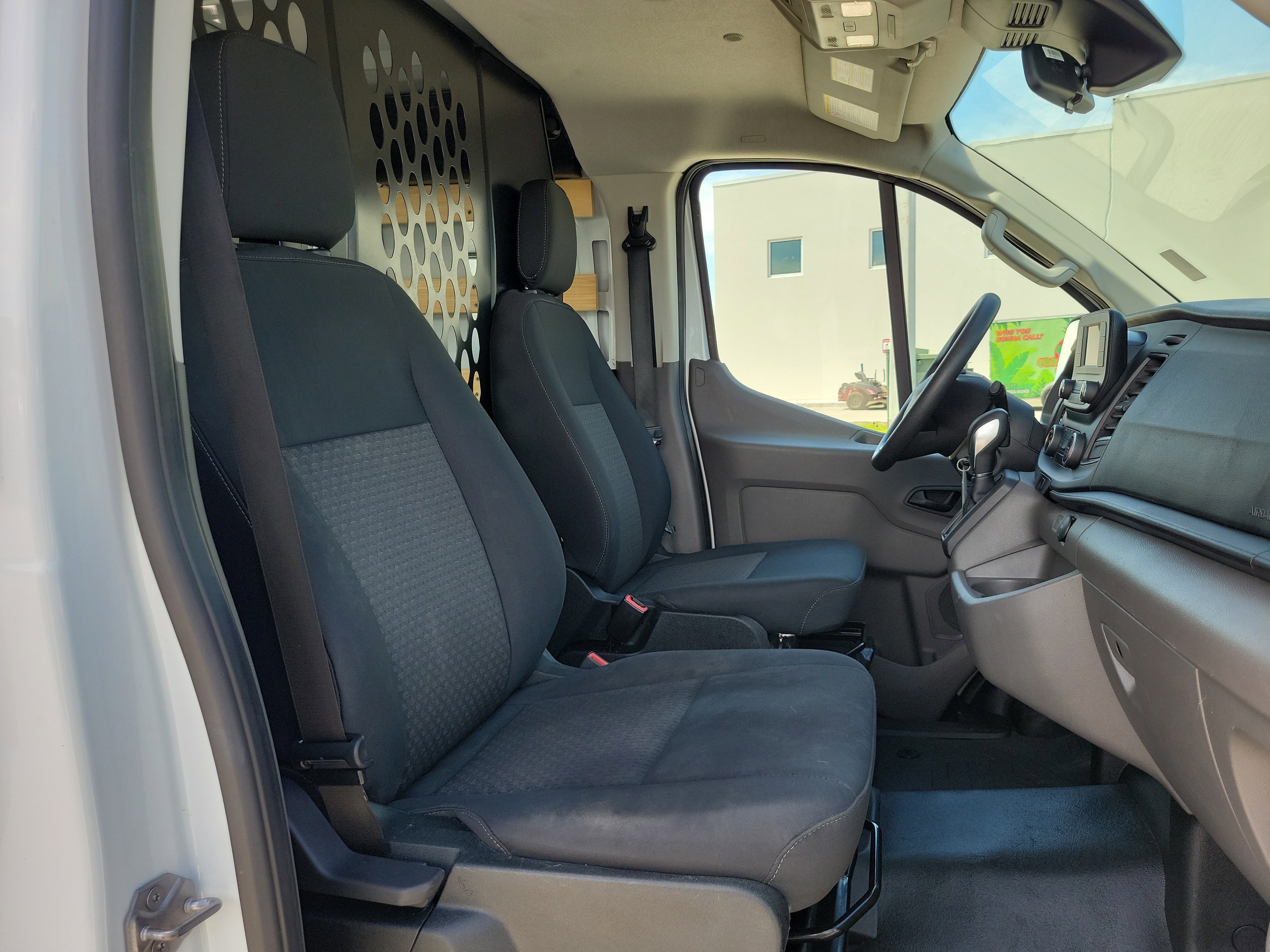 Used 2025 Ford Transit 250 Low Roof w/ Exterior Upgrade Package RWD image 17