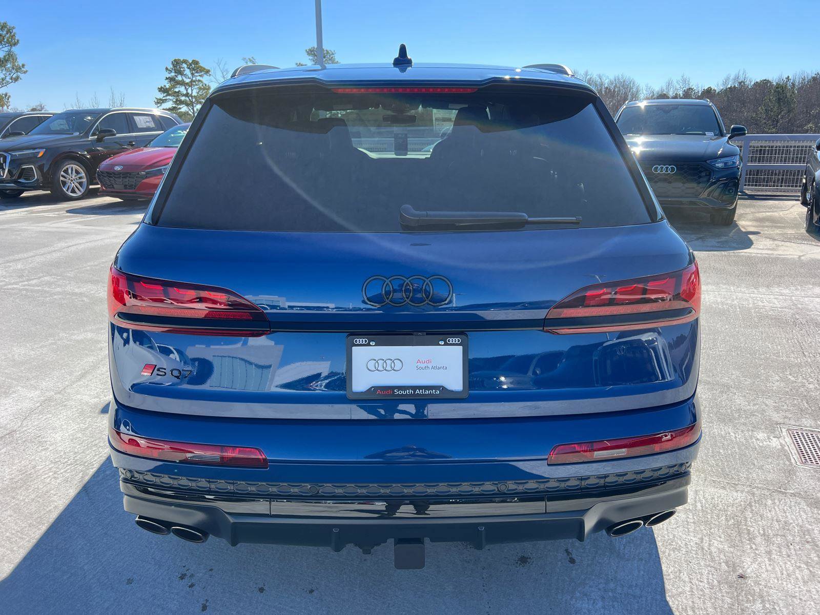 New 2026 Audi SQ7 Prestige AWD/4WD image 6