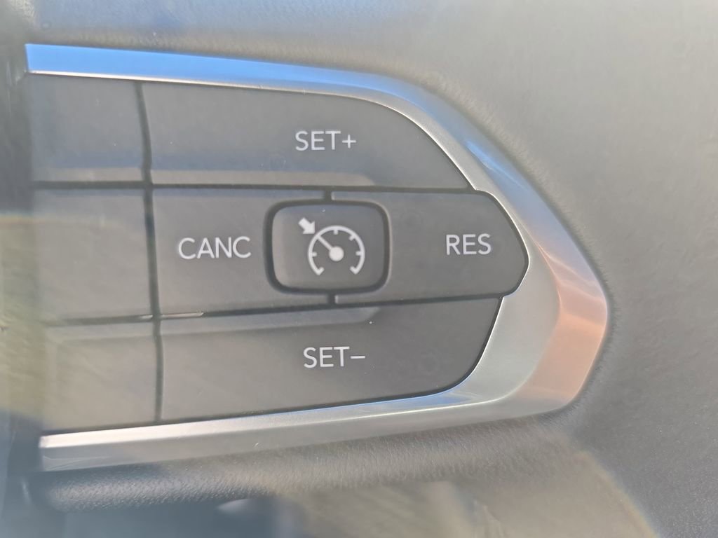 New 2026 Jeep Compass Latitude image 18