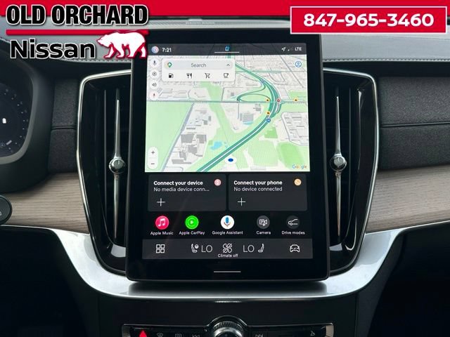 Used 2025 Volvo XC90 B6 Plus w/ Protection Package Premier AWD/4WD image 16
