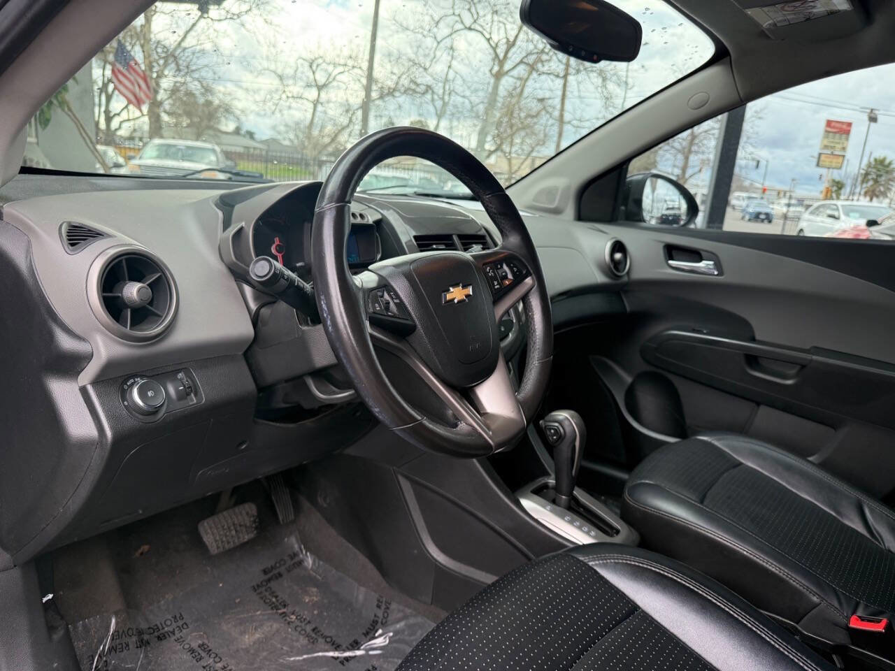 Used 2015 Chevrolet Sonic LTZ image 17