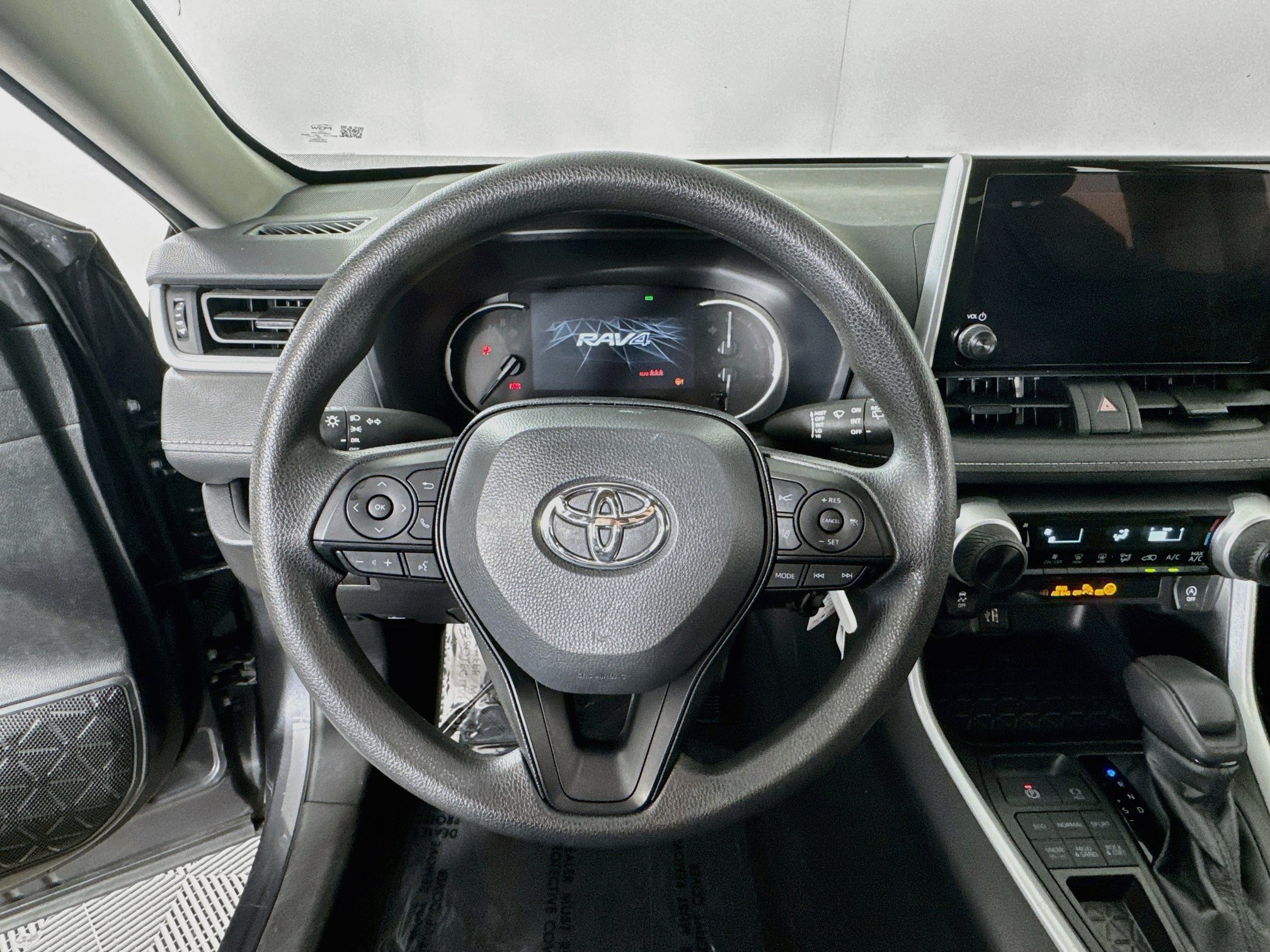 Certified 2025 Toyota RAV4 LE AWD/4WD image 13