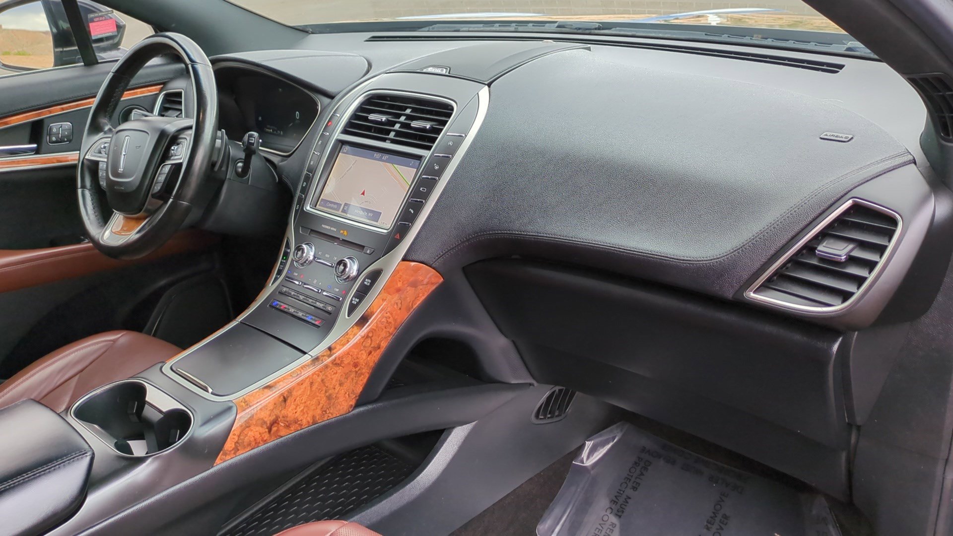 Used 2020 Lincoln Nautilus Reserve image 32