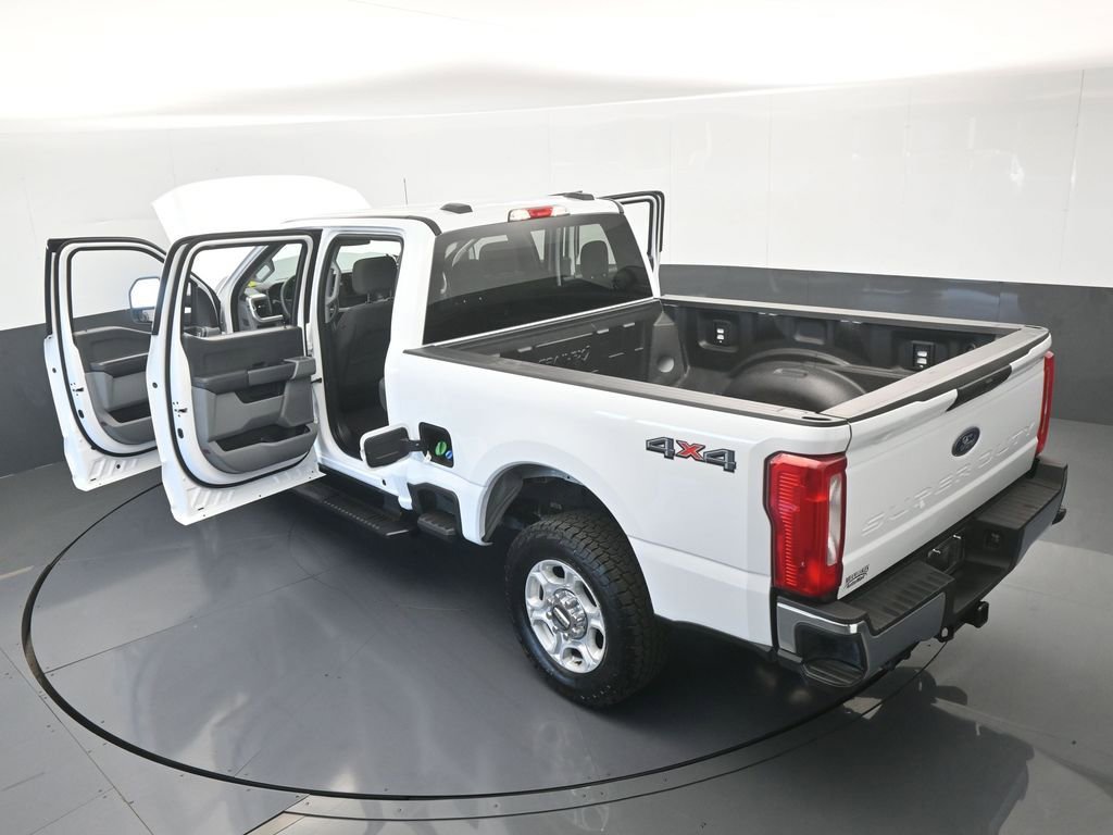 Used 2025 Ford F250 XLT image 70