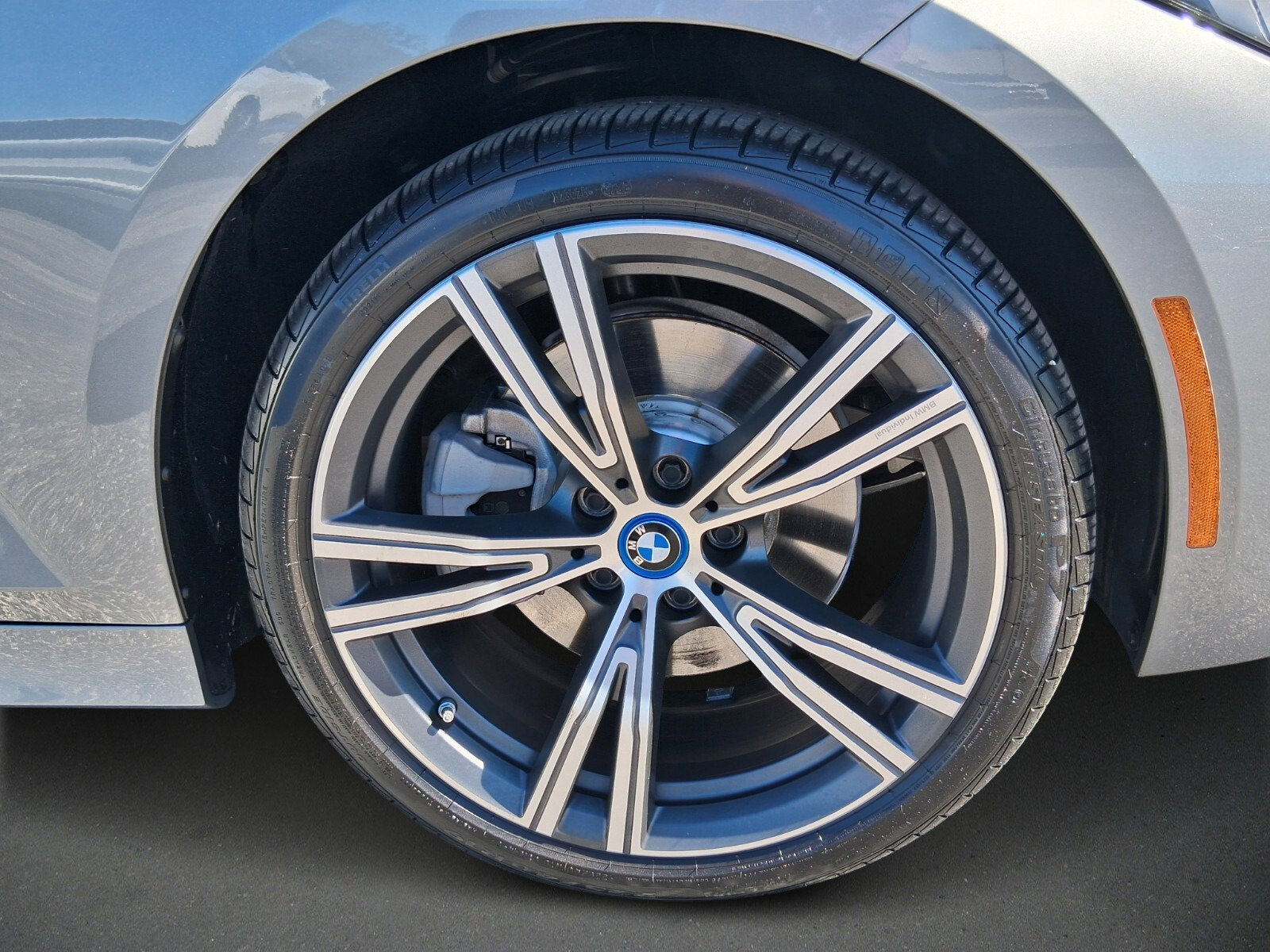 Certified 2023 BMW 330e xDrive w/ Premium Package image 9