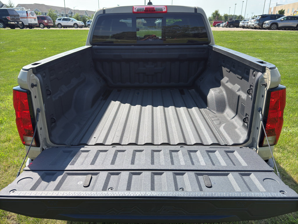 Used 2023 Chevrolet Colorado Trail Boss AWD/4WD image 11
