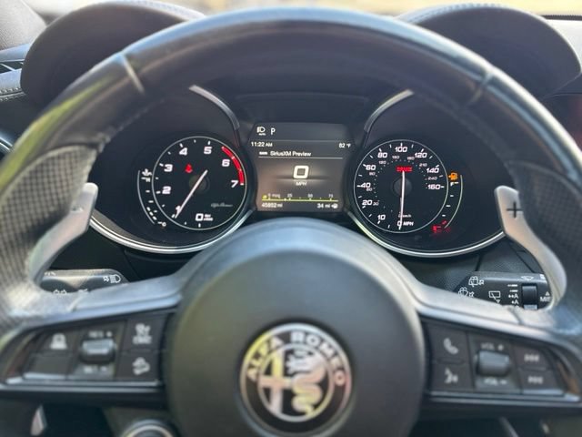Used 2022 Alfa Romeo Stelvio Veloce AWD/4WD image 19