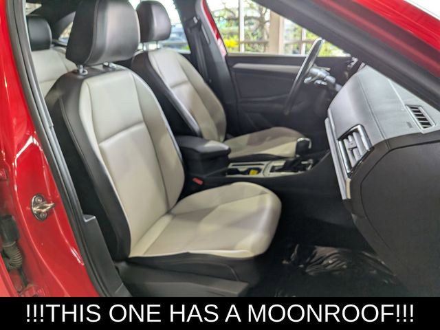 Used 2019 Volkswagen Jetta R-Line w/ R-Line Cold Weather Package image 18