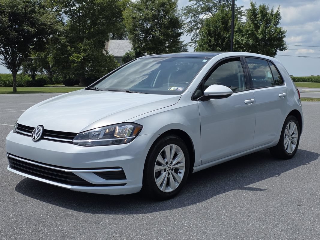 Used 2020 Volkswagen Golf 4-Door FWD image 4