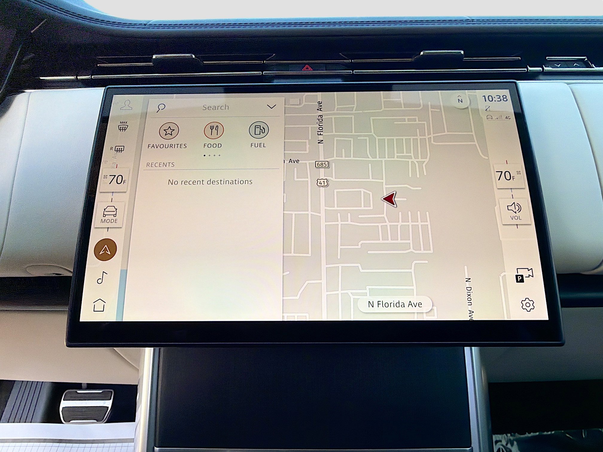 Used 2024 Land Rover Range Rover Autobiography AWD/4WD image 32