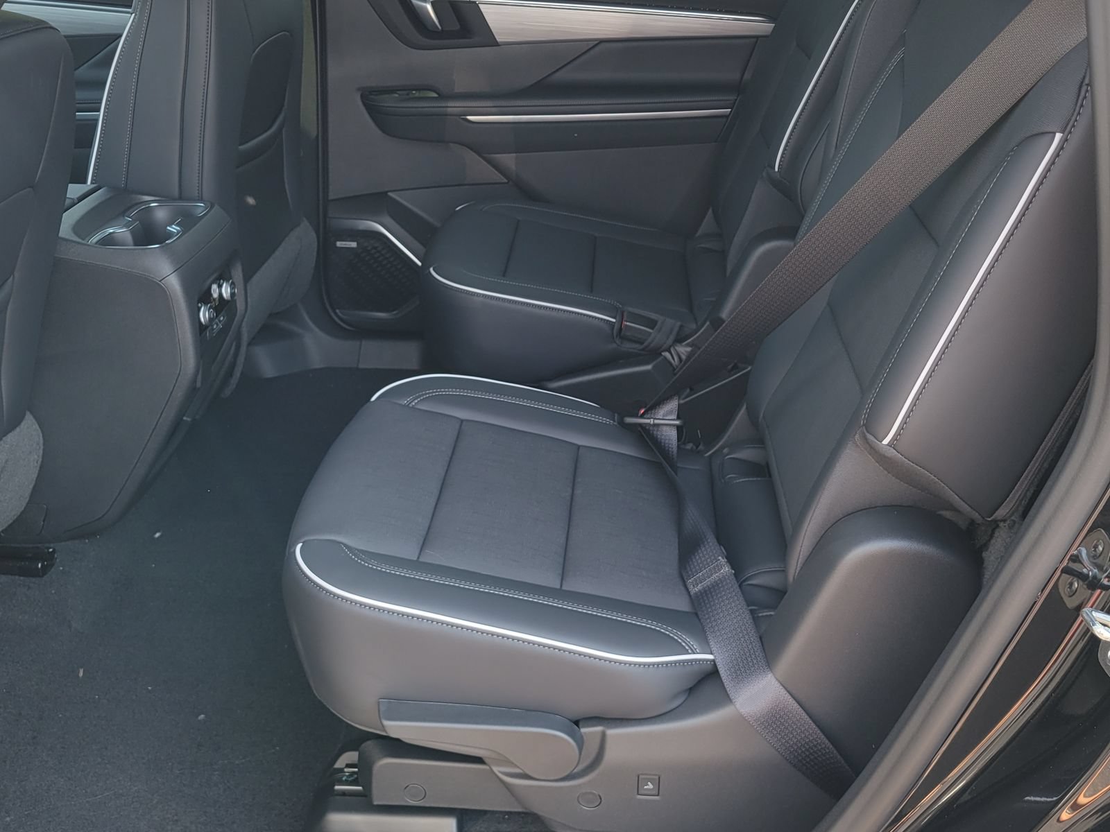 New 2026 Buick Enclave Preferred w/ Power Package AWD/4WD image 7