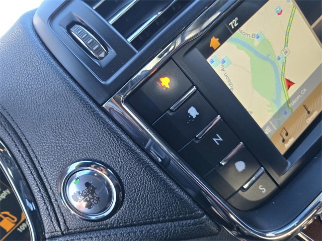 Used 2017 Lincoln Continental Reserve w/ Technology Package image 17