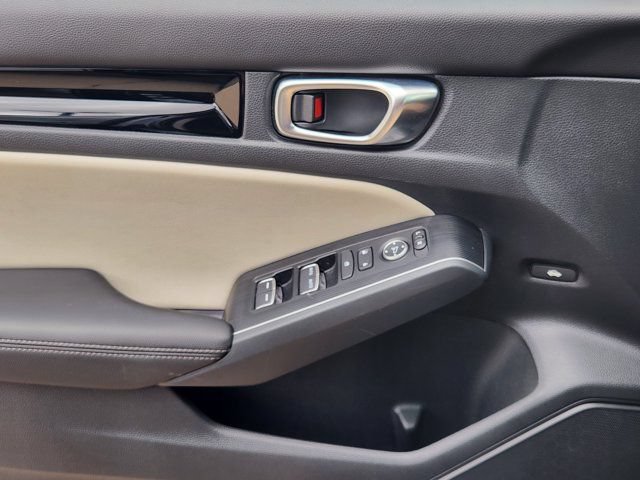 Used 2022 Honda Civic Touring image 25