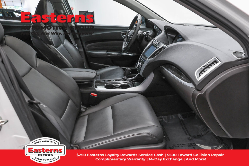 Used 2018 Acura TLX FWD image 25