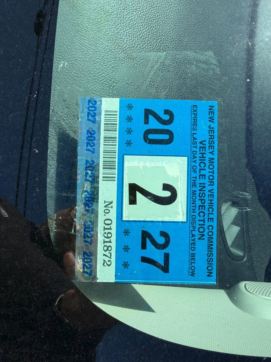 Used 2016 Chevrolet Cruze LT FWD image 21