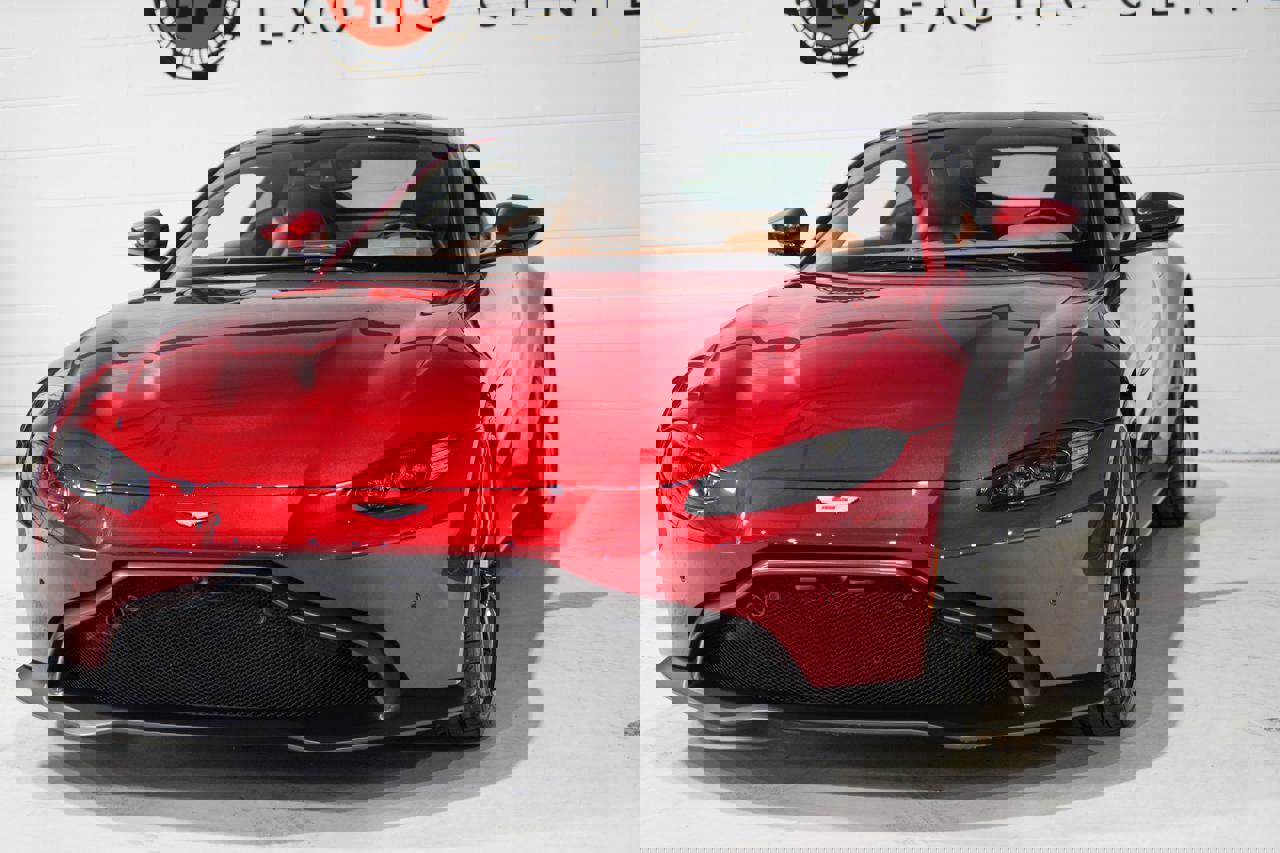 Used 2020 Aston Martin V8 Vantage Coupe image 29