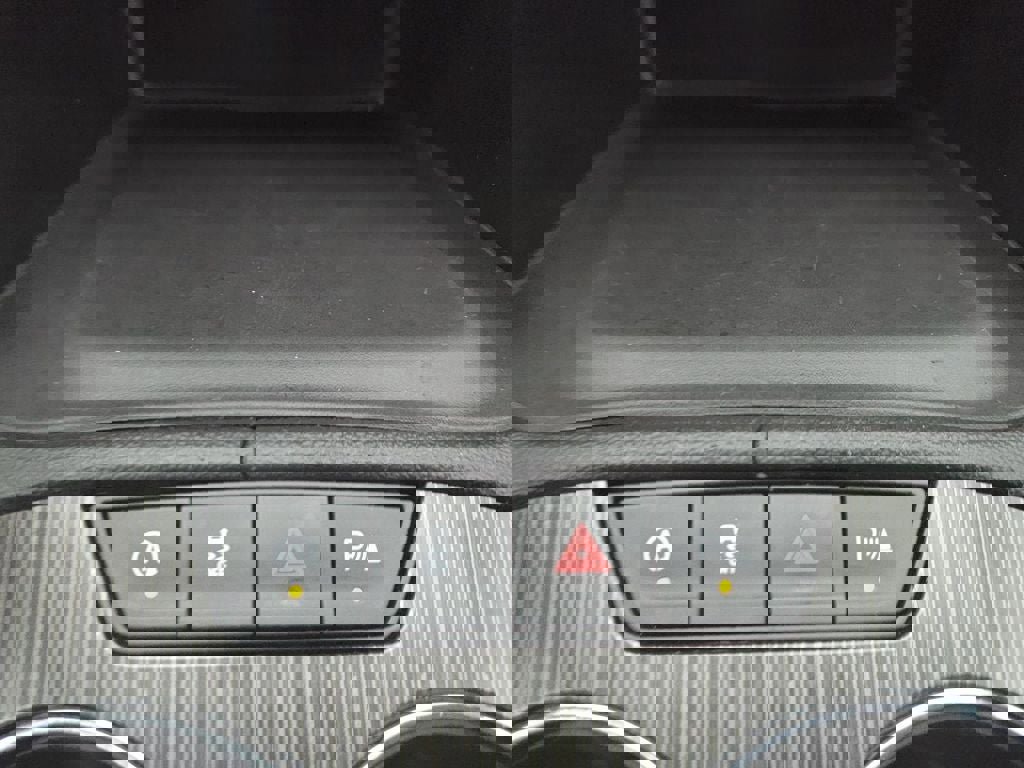 Used 2020 GMC Acadia SLT w/ Premium Package image 25